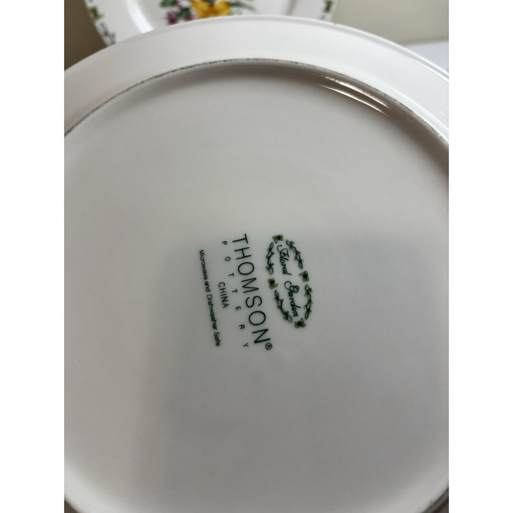 Thomson Pottery‎ FLORAL GARDEN Dinner Plates 10" Set Of 4 Assort Designs - Picture 5 of 6